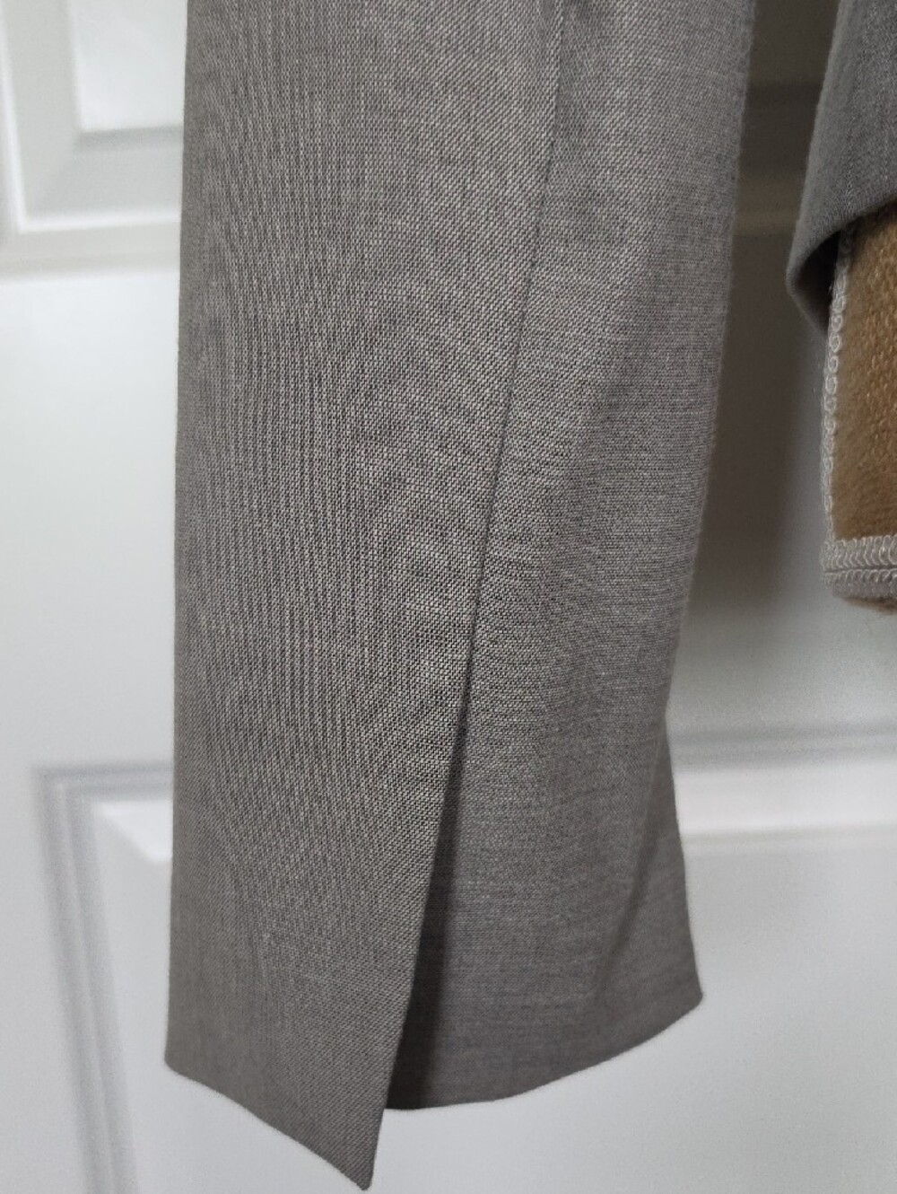Calvin Klein Light Gray Open-Front Women's Blazer - Picture 2 of 4